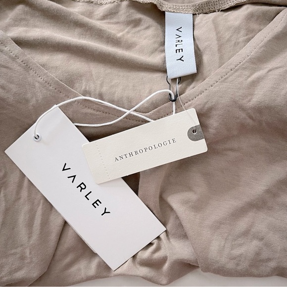 Varley Holly Tee in Mocha minimalist back to school academia - Picture 4 of 8